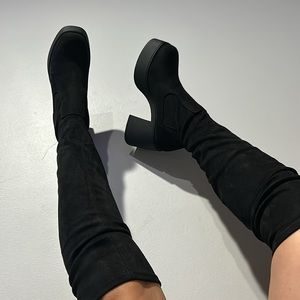 platform heeled suede high knee boots size 5.5